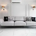 3 Bedroom Gorgeous In Prázdninový dům *