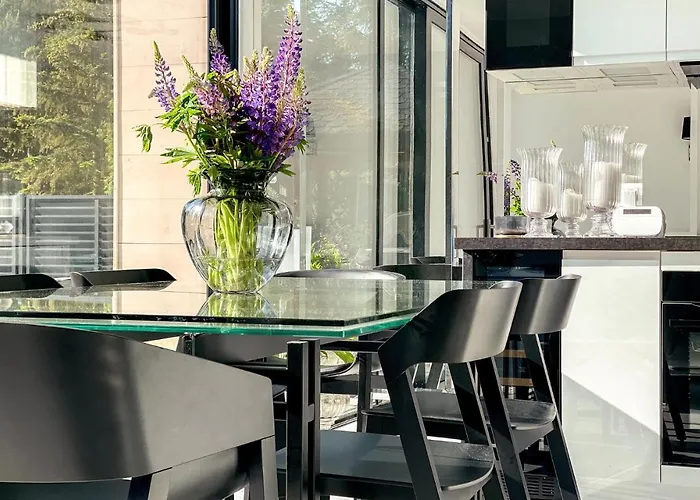 3 Bedroom Gorgeous In *